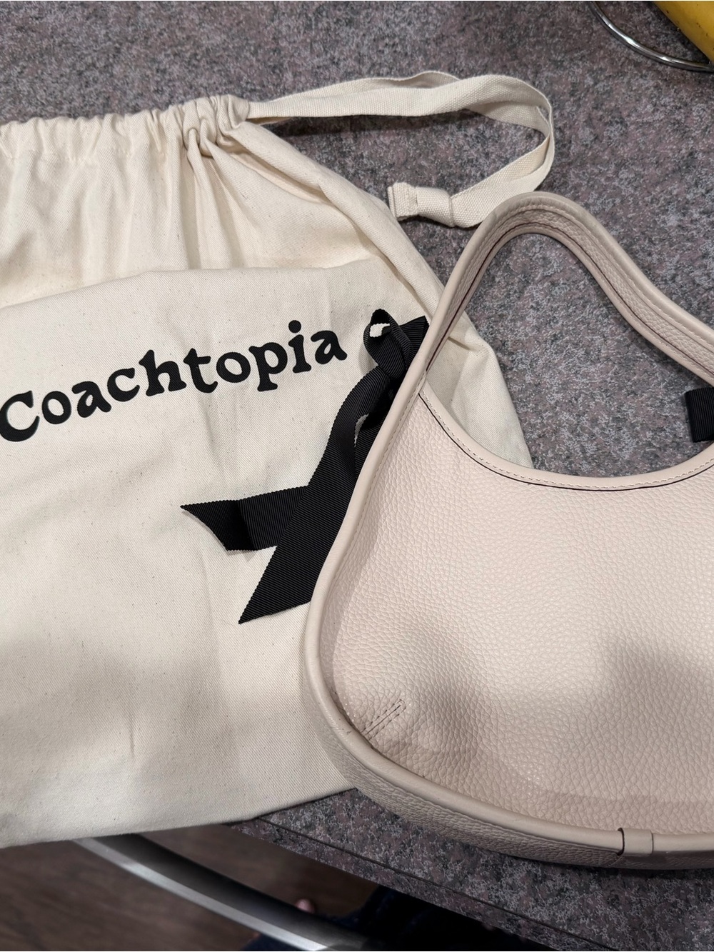 Coachtopia light beige Pebbled Leather Shoulder Bag